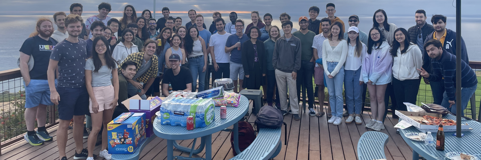 Group photo of students at the Torrey Pines Gliderport